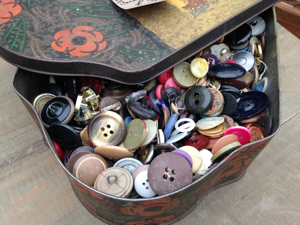 vintage buttons