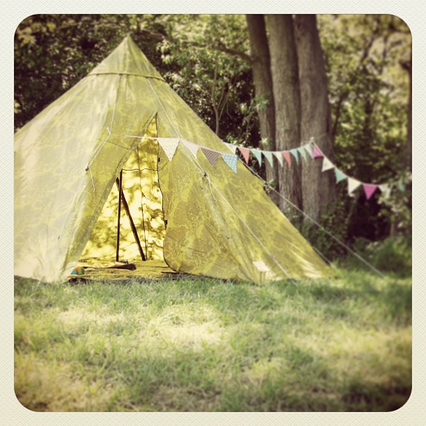 camping bunting