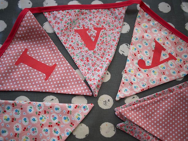 personalised bunting