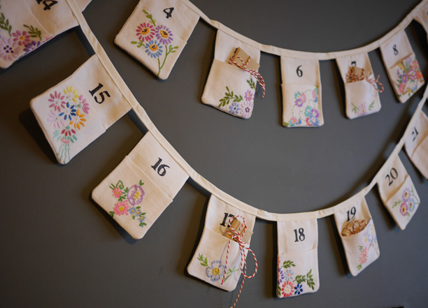 vintage advent calendar bunting