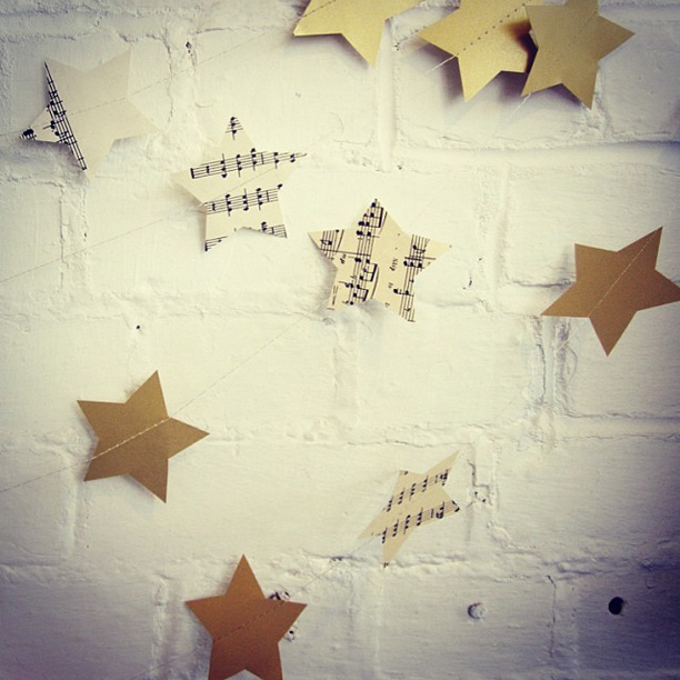 paper star garland