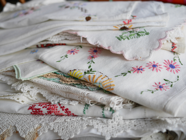 vintage tablecloths