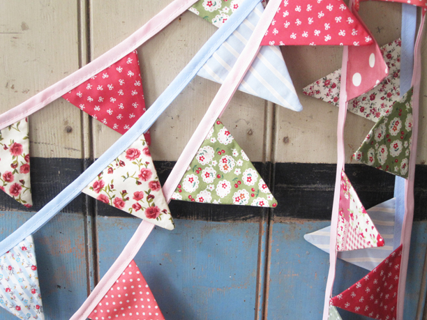 tiny bunting